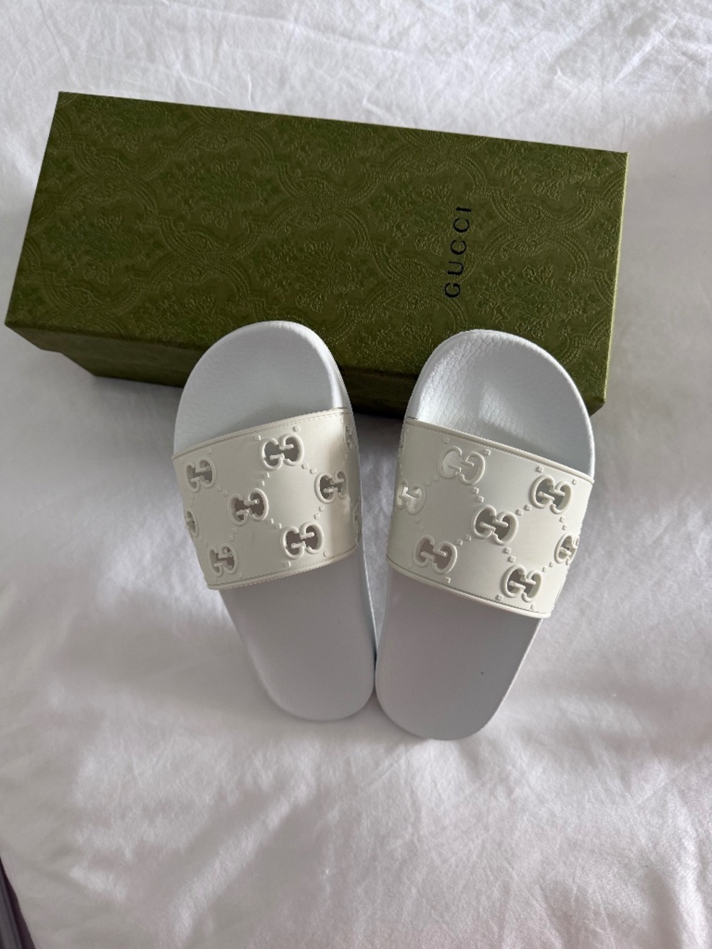 GUCCI Slides Women Size 7